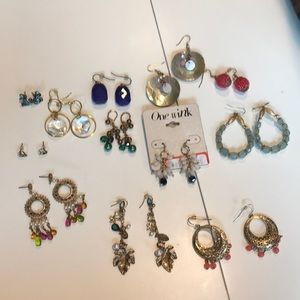 Bundle of 12 gold earrings